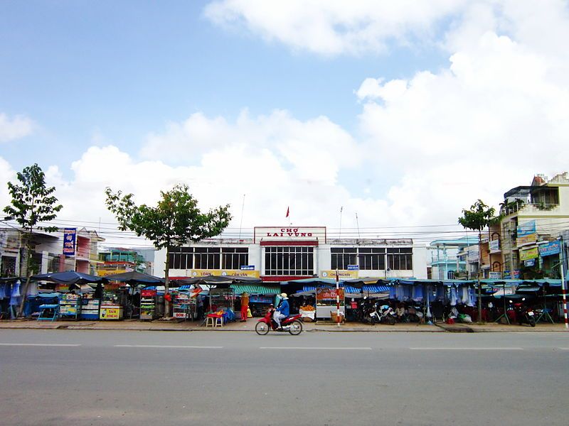 File:Chợ Lai Vung.jpg