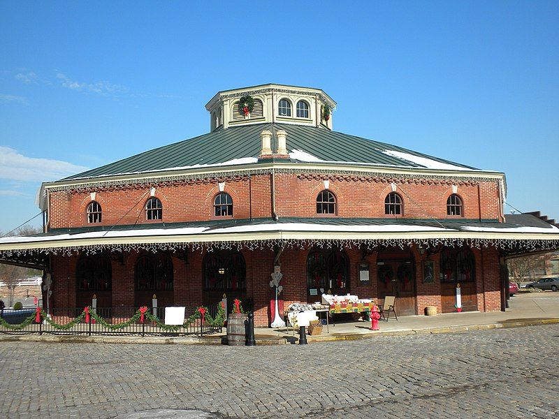 File:CityMarketPetersburg.JPG