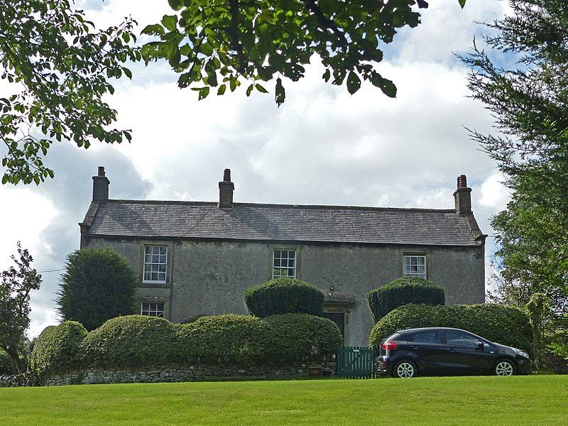 File:Hassop Farmhouse 2.jpg