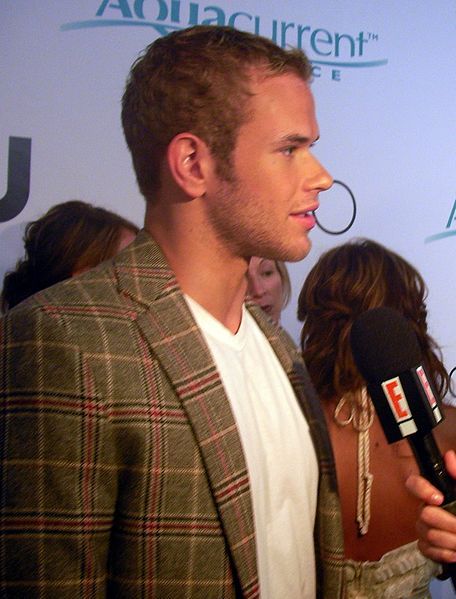 File:Kellan Lutz.jpg