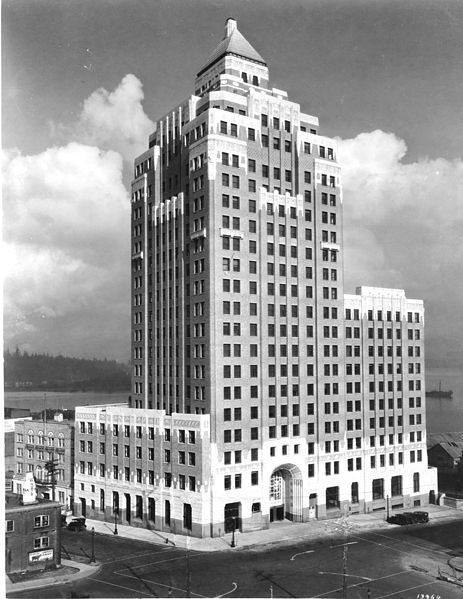 File:Marine Building (1929-1930).jpg