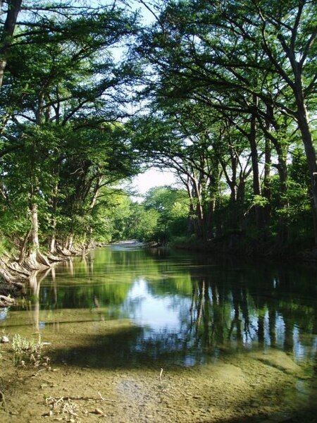 File:Medina river.jpg