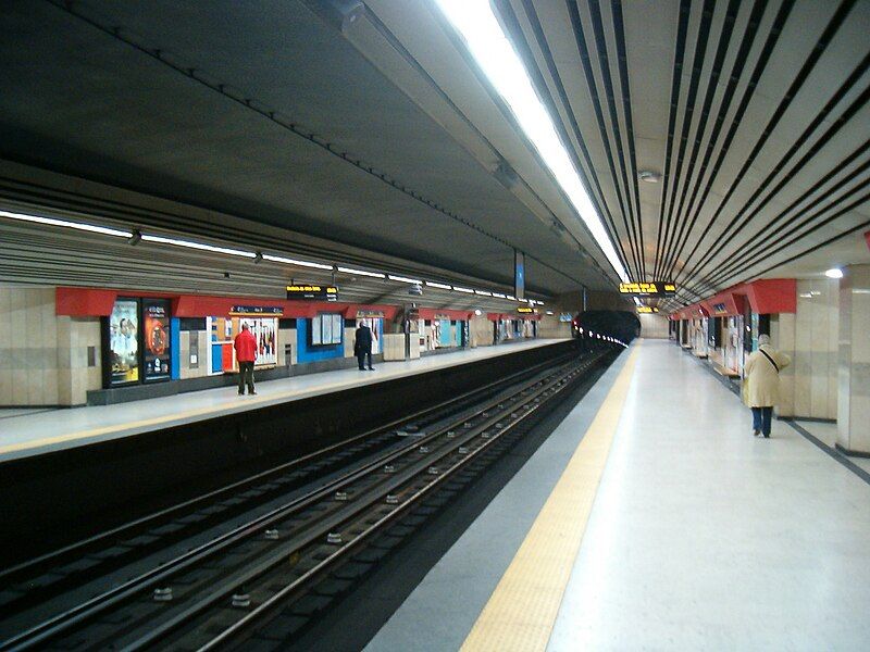 File:PicoasMetroLx2.JPG