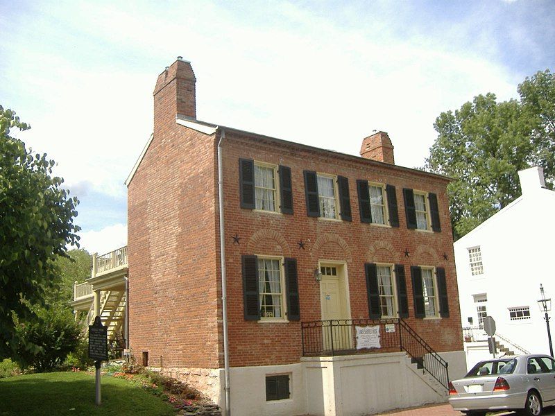 File:Schofield House.JPG