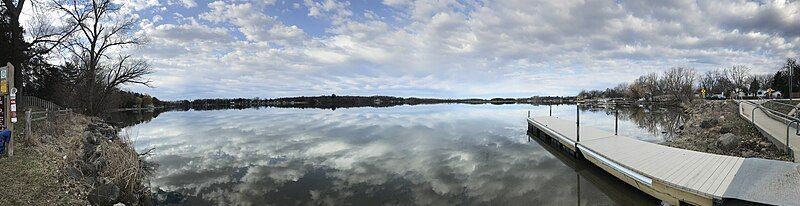 File:Silver Lake (1).jpg