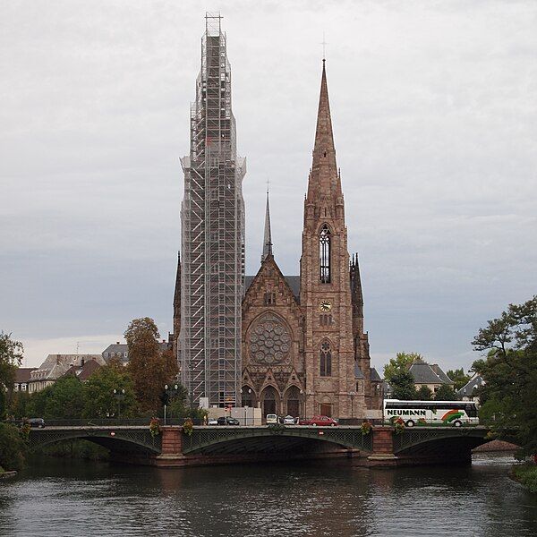 File:Strasbourg StPaul 2011-09.jpg