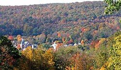 Autumn 2003 view of Thomaston from Plymouth