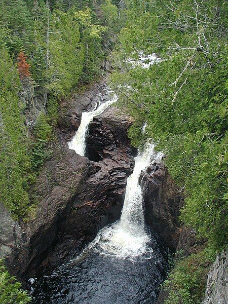 File:The Devil's Kettle.JPG