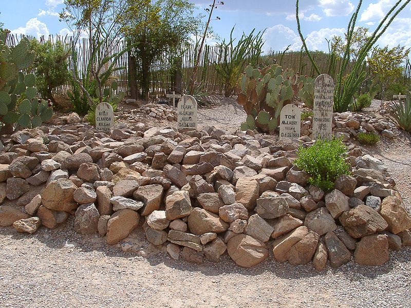 File:Billy Clanton Grave.jpg