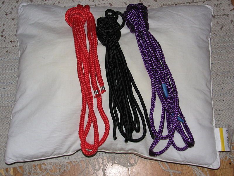 File:Bondage rope.jpg