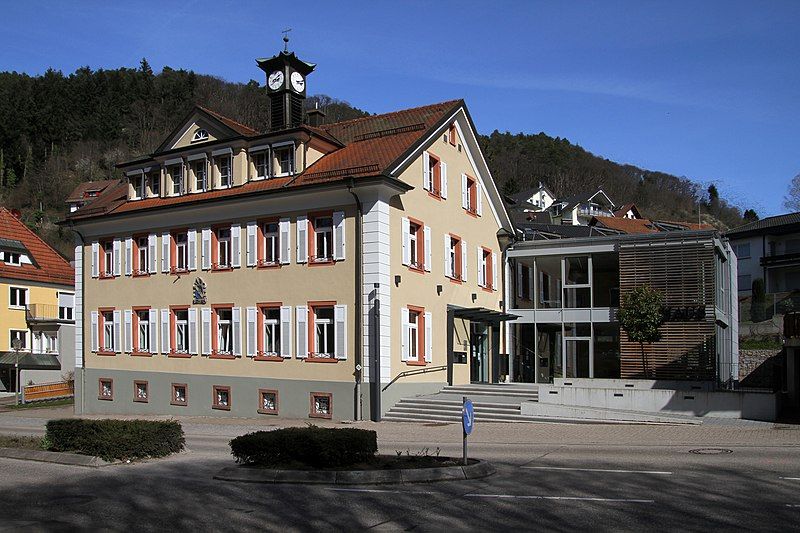 File:Buehlertal-Obertal-Rathaus-06-2021-gje.jpg