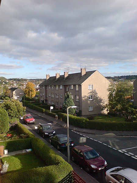 File:Firrhill Crescent.jpg