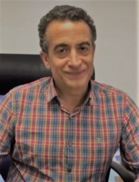 File:JJ Santos 2016.jpg