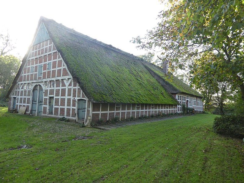 File:Klosterhof Nordleda.jpg