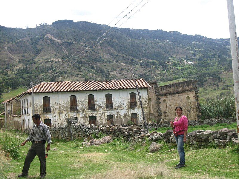 File:Ruinas de Sativaviejo.JPG