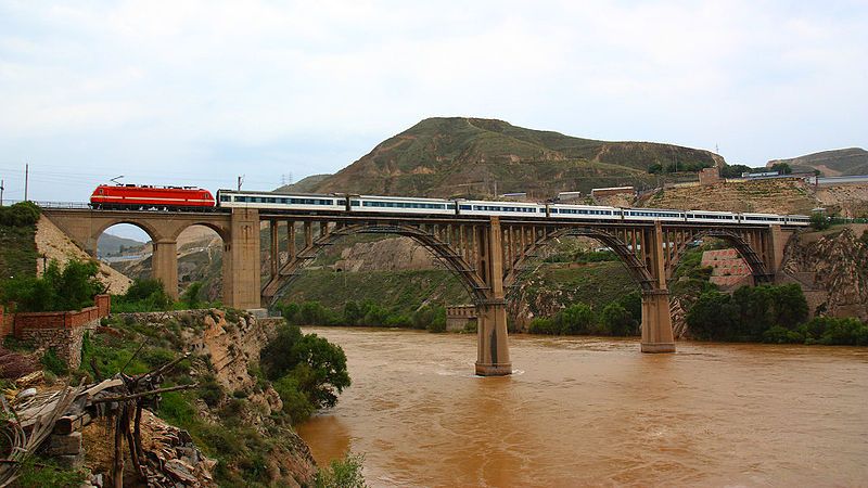 File:Sangyuanxia Railway Bridge.jpg