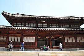 Seokeodang, two-story building of the palace built in the style of a private residence.