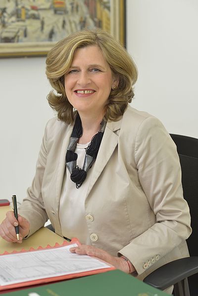 File:SusanneSchaeferWiery.jpg