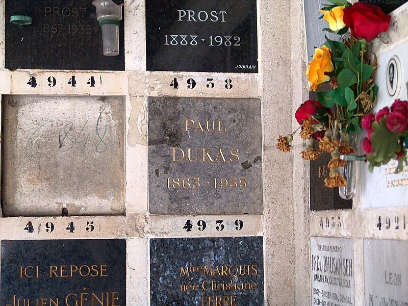 File:Tombe Paul Dukas.JPG