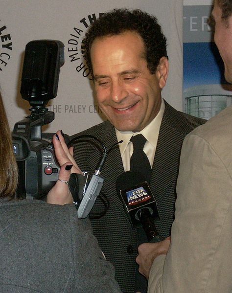 File:Tony Shalhoub.jpg