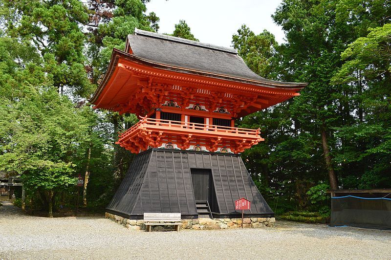 File:Tosa-jinja korou-3.jpg