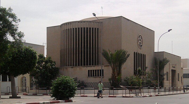 File:Tunisie Synagoge Sfax.jpg