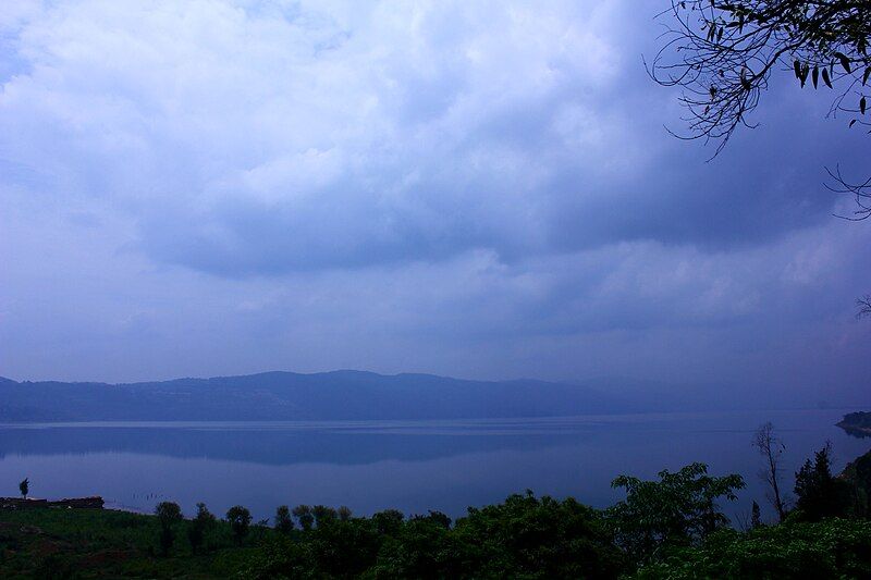 File:Yangzong Lake 03.jpg