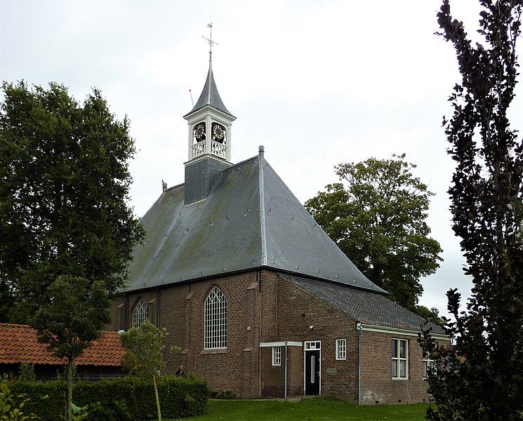 File:Church Sint Laurens.JPG