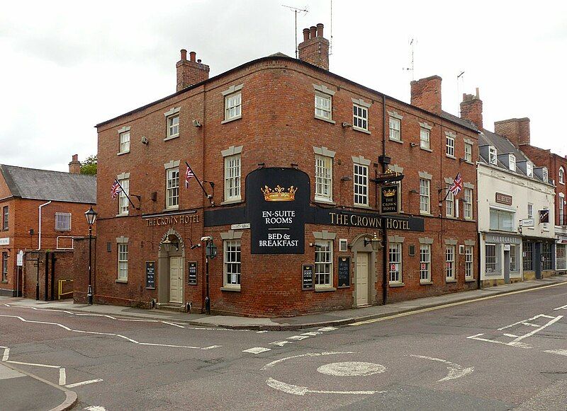 File:Crown Hotel, Southwell.jpg