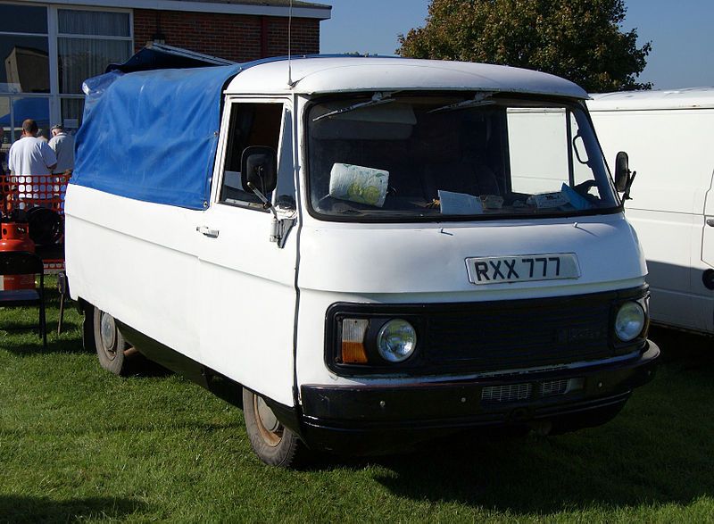 File:Dodge Spacevan 1980.jpg