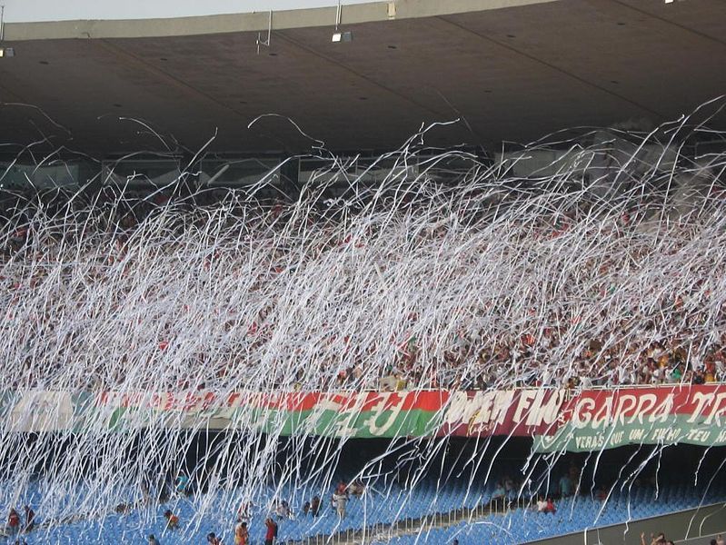 File:Fluminense-torcida.jpg