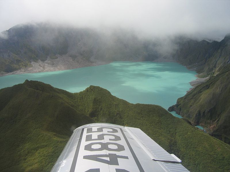 File:Mount Pinatubo 6.jpg