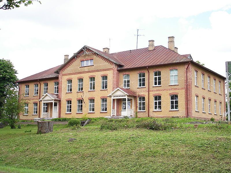 File:Sunakstes skola.JPG