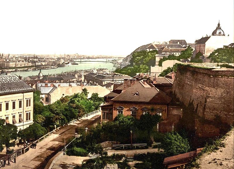 File:Budapest anno 1900.jpg