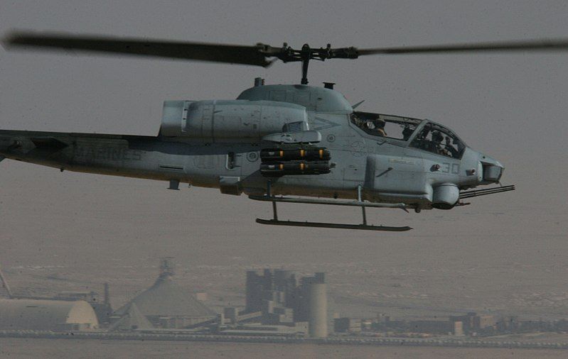 File:CobraskiesofIraqhigh.jpg