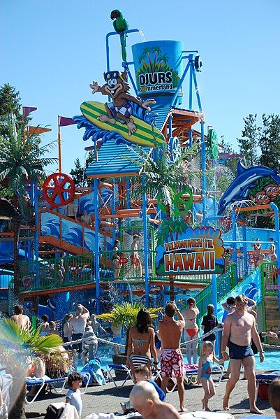 File:Djurs Sommerland Hawaii.JPG