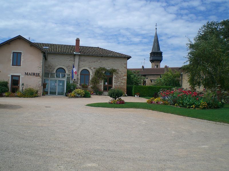 File:Eglise Laize.jpg