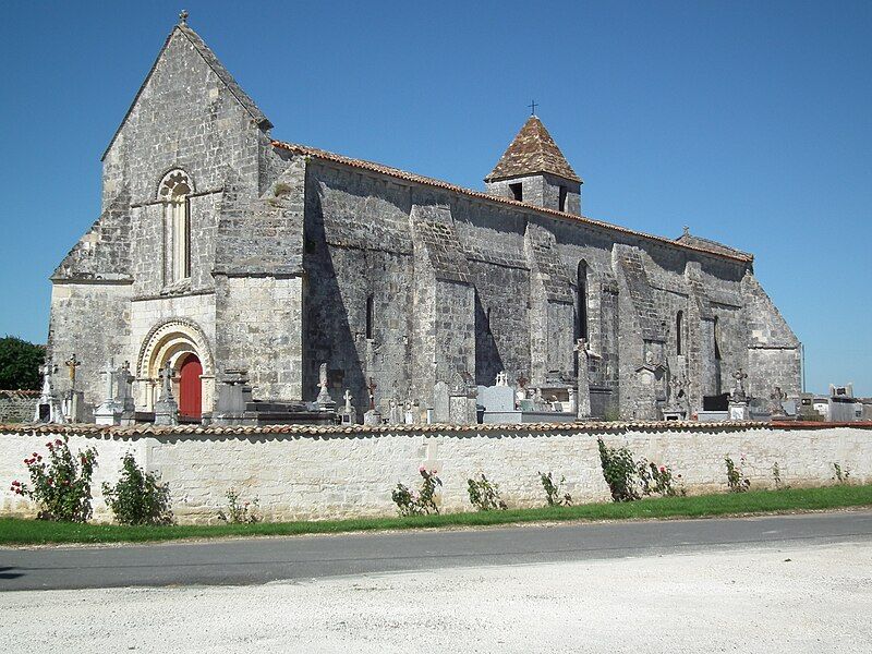 File:Eglise d'Agudelle.JPG