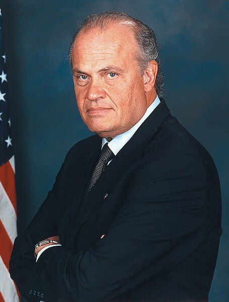 File:Fred Thompson (cropped).jpg