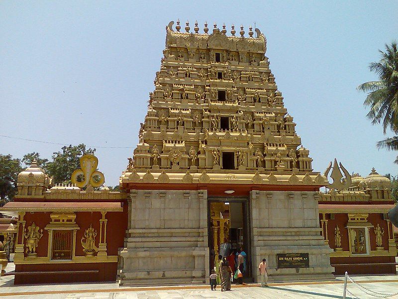 File:Gokarnatheshwara Temple 7042008.jpg