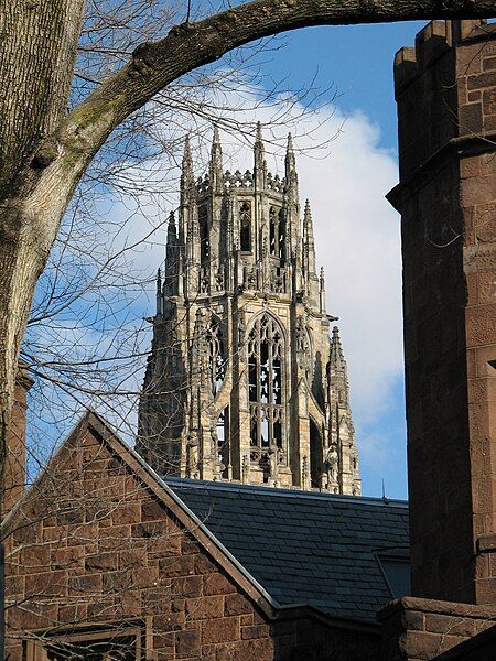 File:Harkness Tower artsy.jpg