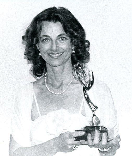 File:Linda1981EmmyStrangeHarvest300dpi.jpg