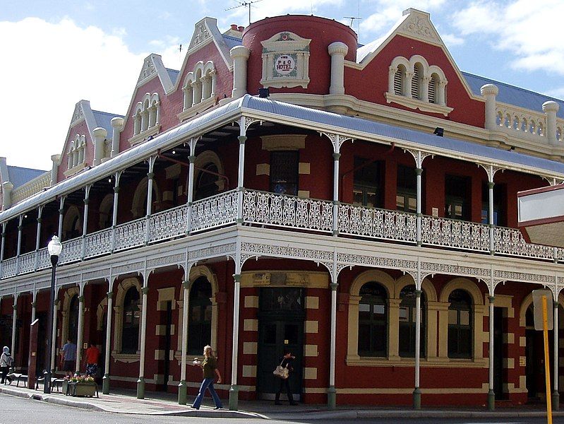 File:PO Hotel Fremantle.jpg