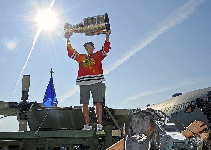 File:Patrick-kane-niagara2013.jpg