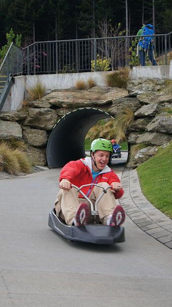 File:Skyline Luge 670.jpg