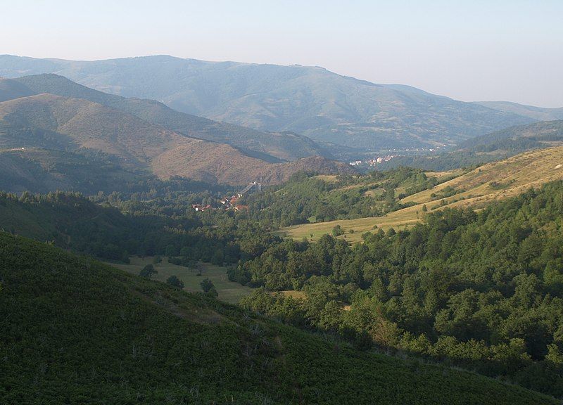 File:Strpce-Brezovica.JPG