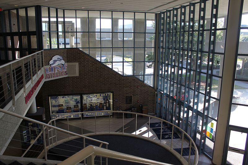 File:UNF Arena lobby.JPG