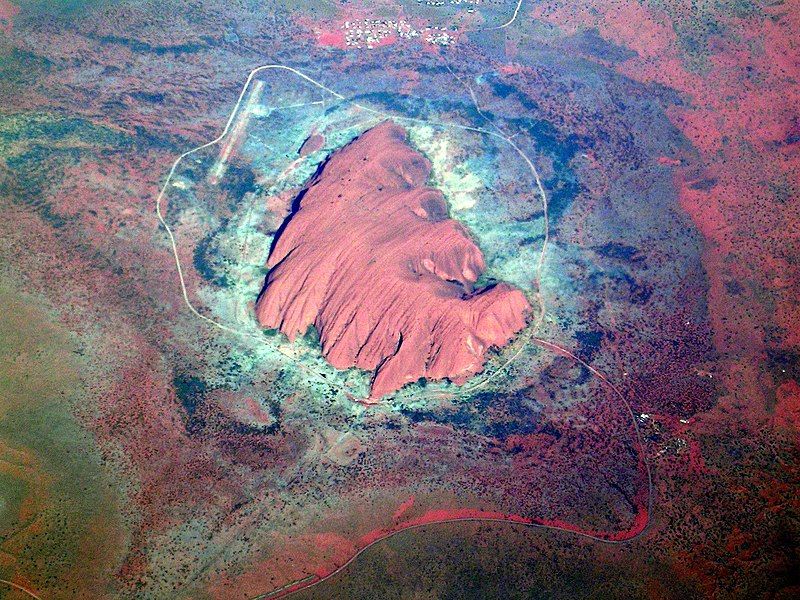 File:Uluru1 2003-11-21.jpg