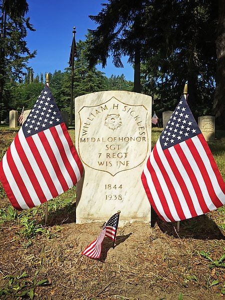 File:William Sickles headstone.jpg