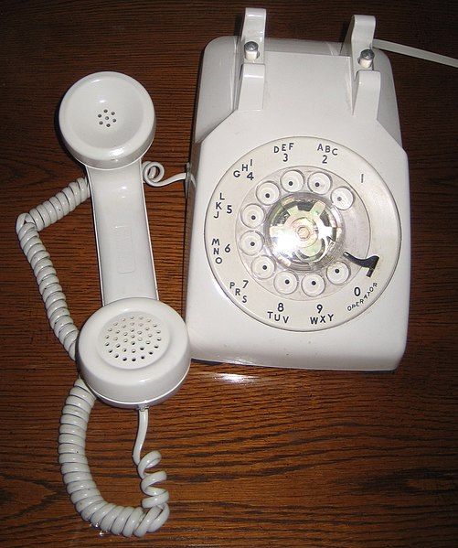 File:BellWesternElectricRotaryPhoneC.jpg